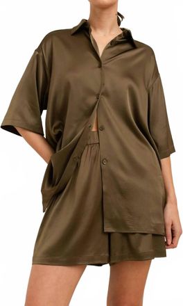 Paper Label Valentina Short Sleeve Top In Moss Green