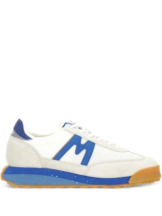 Karhu Mestari Control sneakers met logopatch - Wit