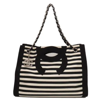 Chanel Black White Nylon Tote Bag (Pre-Owned)