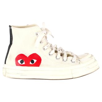 Comme Des Gar&ccedil;ons Converse x Comme des Gar&ccedil;ons Play 70 Chuck Taylor Hoge Sneakers in Cr&egrave;me Canvas