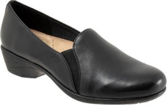 Softwalk Reagan Flat in Black at Nordstrom, Size 10.5
