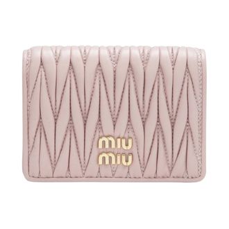 Miu Miu Kleine Matelass&eacute; Nappa Leren Portemonnee - Dames - Portefeuilles - Roze - ONE Size - Leer - Accessoires