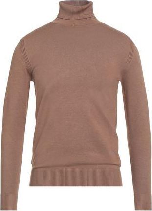 Out / Fit Turtlenecks