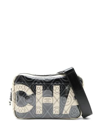 Chanel 2018 Coated Canvas Camellia Logo Camera Bag crossbody bag - Bianco
