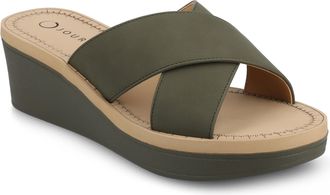 Journee Collection Women & apos;s Biara Platform Wedge Sandals