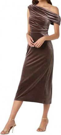 Astr Asher Midi Dress In Black