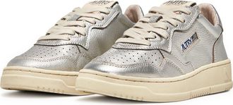 Autry Medalist Low Sneaker in Silver at Nordstrom Rack, Size 9Us / 39Eu