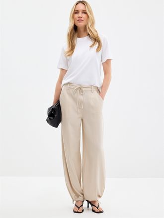 Second Female Womens Amaze drawstring ankles flowy pant Fit: Barrel leg, high rise