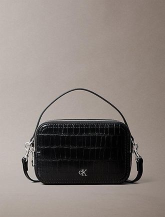 Calvin Klein Bolso Para C&aacute;mara Con Monograma Y Piel De Cocodrilo