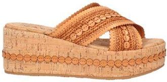 Casadei FOOTWEAR - Mules & Clogs sur YOOX.COM