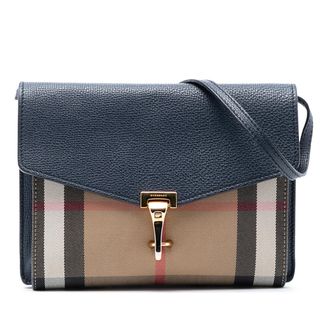 Burberry Tweedehands Klein Leer en Huischeck Canvas Derby Macken Schoudertas