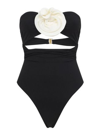 La Reveche Hegra One Piece