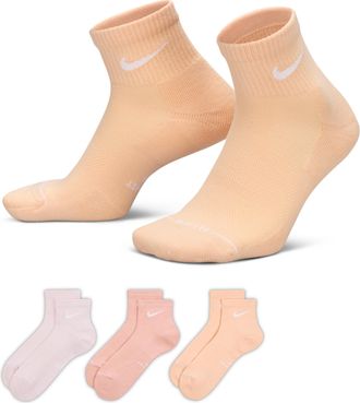 Nike Unisex Everyday Elevated Ankle Socks (3 Pairs) in Multicolor | HQ8030-908