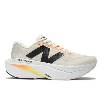 New Balance Donna FuelCell SuperComp Trainer v3 in Beige/Arancia/Nero, Sintetica, Taglia 36.5