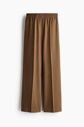 H&M Crease-leg Trousers in Dark Khaki Green at Nordstrom, Size Xx-Small