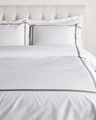 Dea 300 Thread Count Carlo Raso Crossing Duvet Set