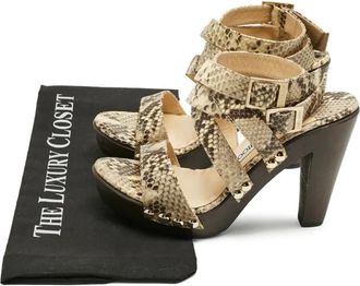 Jimmy Choo London Sandali in pelle di pitone goffrata - Toni neutri