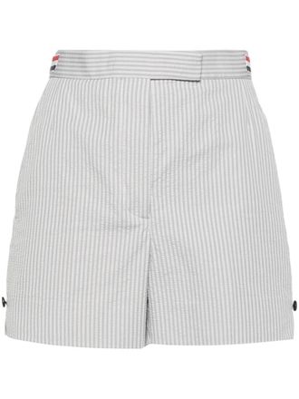 Thom Browne Gestreepte seersucker shorts - Grijs