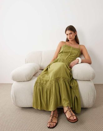 Miss Selfridge Vestito lungo verde oliva con inserti in pizzo