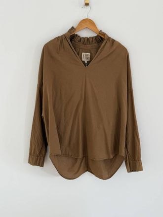 A Shirt Thing Womens Penelope Cabo Blouse In Khaki