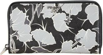 Prada Pre-owned Wallets, female, Black, Size: ONE SIZE Pre-owned Vintage Leather Wallet
