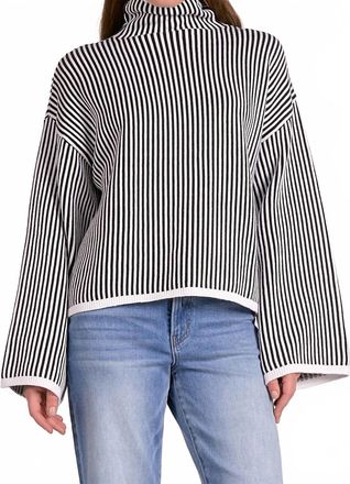 Elan Striped Long Sleeve Sweater In Black White Stripe