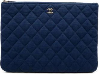 Chanel Pre-owned Clutches, female, Blue, Size: ONE SIZE Pre-owned Quilted Jersey Clutch