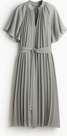 H&M Plissiertes Kleid mit Bindegürtel - Grau
