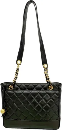 Chanel Black Leather Tote Bag (Pre-Owned)