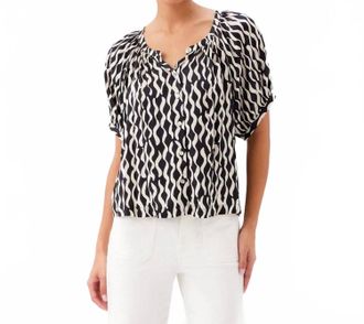 Karen Kane Satin Short Sleeve Peasant Top In Print