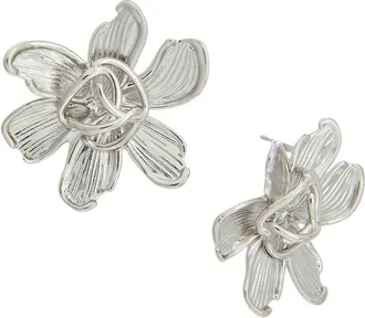 Oscar De La Renta O Textured Flower Stud Earrings