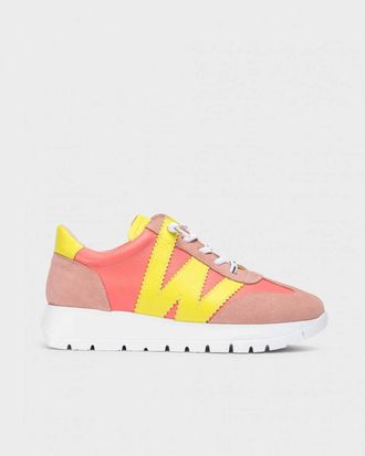 Wonders Womens Racer Sneakers In Coral/cybe