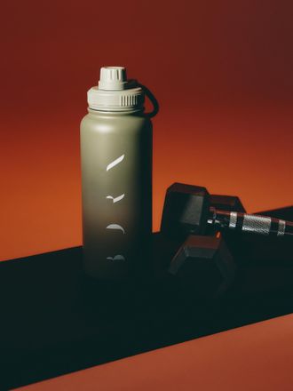 Born Living Yoga Bottle Vivaq Tea/Taupe 32oz