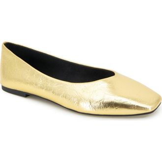 Kenneth Cole Johanna Square Toe Flat in Gold at Nordstrom Rack, Size 6