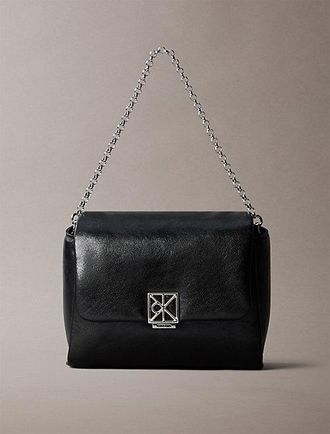 Calvin Klein Bandolera Acolchada Con Herrajes De Emblema