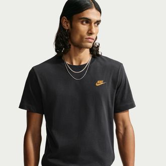 Nike Mens Nike Sportswear Club T-Shirt in Black | AR4997-023