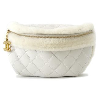 Chanel Matelasse Ivory White Leather Sling Bag (Pre-Owned)