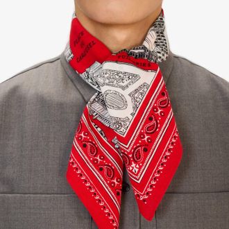 Inou&iuml; Editions Womens Louvre 65 Square Scarf In Red