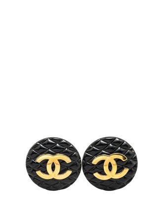 Chanel 1980-1990 Resin Quilted CC Button Clip On Earrings costume earrings - women - Gold Plated/Resin - One Size - Black
