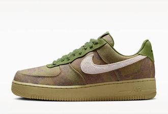 Nike Mens Air Force 1 Low Sneakers In Camo