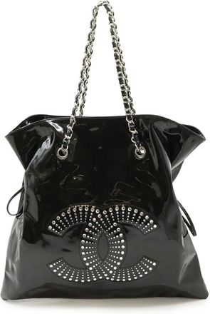 Chanel Leather Shoulder Bag (Pre-Owned)