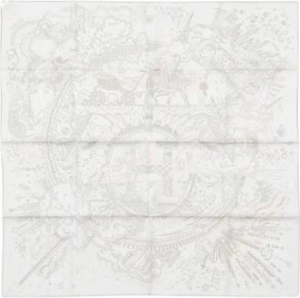 Herm&egrave;s Pre-owned Scarves, female, White, Size: ONE SIZE Pre-owned Carr&eacute; 90