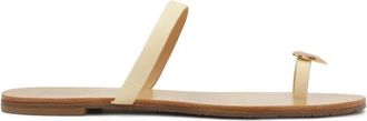 Kazar Platte flip-flops met hart op vingerband - Dames - Slippers - Beige - 37 EU - Leer - Schoenen
