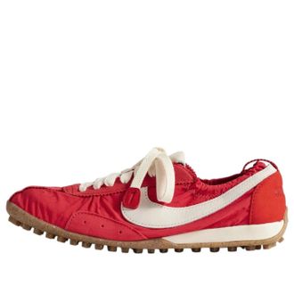 Nike (WMNS) Nike x Jacquemus Moon SP University Red HV8547-600