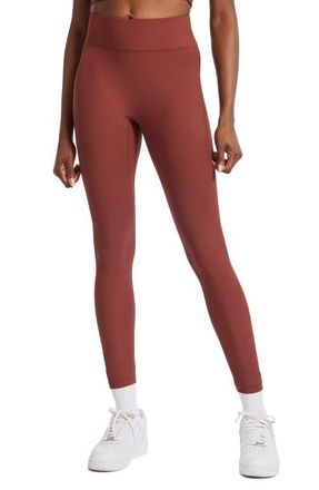 Bandier Center Stage High Waist Rib Leggings in Cherry Mahogany at Nordstrom, Size X-Small
