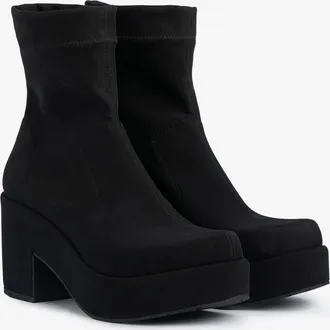 Pedro Garcia Wedge bootie in black stretch microfiber | Daneta | Fall winter 25 | PEDRO GARCIA