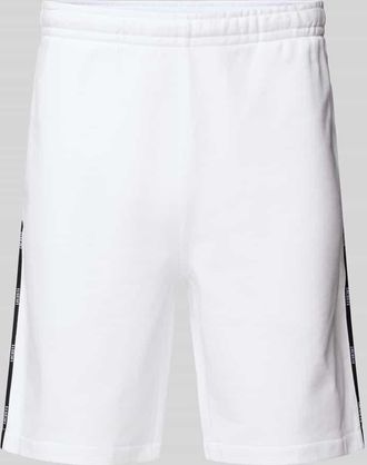 Lacoste Regular Fit Sweatshorts mit Galonstreifen in Weiss, Gr&ouml;&szlig;e S