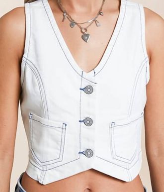 Hidden Jeans Peyton Cropped Fitted Vest In Pearl