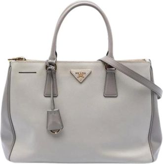 Prada Pre-owned Handbags, female, Gray, Size: ONE SIZE Pre-owned The Galleria