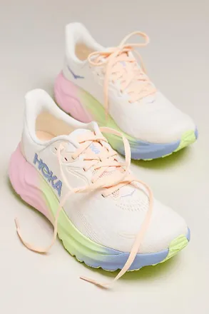 Hoka One One Arahi 8 Sneakers
